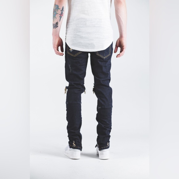 CRYSP DENIM PACIFIC DENIM in DARK INDIGO RIPPED - Picture 2 of 8